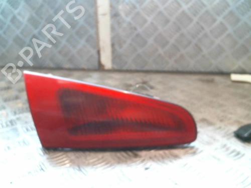 Used Left tailgate light Left tailgate light ALFA ROMEO 147 (937_) 1.9 JTDM 16V (937.AXN1B, 937.BXN1B) (150 hp) 22040012 22040012