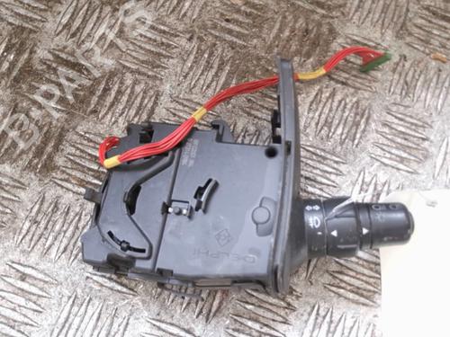 Używane Przełącznik RENAULT KANGOO Express (FW0/1_) 1.5 dCi 90 (FW0G, FW05, FW08, FW11) (90 hp) 24148437