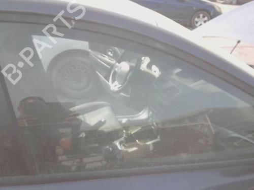 front-right-door-window-renault-megane-iii-hatchback-bz01_-b3_-2008-39459007 main image