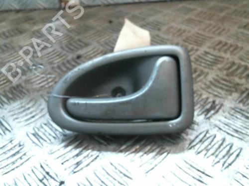 Maneta interior trasera derecha RENAULT SCÉNIC I MPV (JA0/1_, FA0_) 1.6 (JA00, JA16, JA15, JA19, JA1V, JA2B, JA2C, JA0B,... | BP20992285I16 