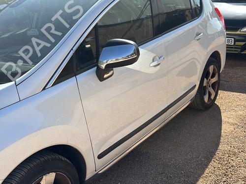 Bilradio PEUGEOT 3008 I MPV (0U_) 1.6 HDi | BP30576977E6