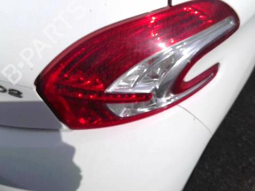 Used Right taillight PEUGEOT 208 I (CA_, CC_) 1.6 VTi (120 hp) 27150437