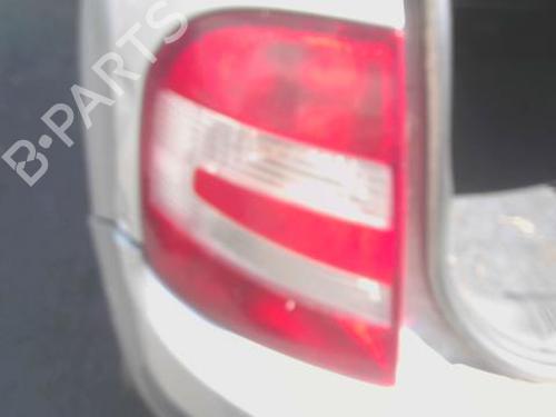 left-taillight-skoda-fabia-i-6y2-1999-2000-2001-2002-2003-2004-2005-2006-2007-2008-37024095 main image