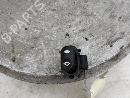 Used Right front window switch Right front window switch 36260404 36260404