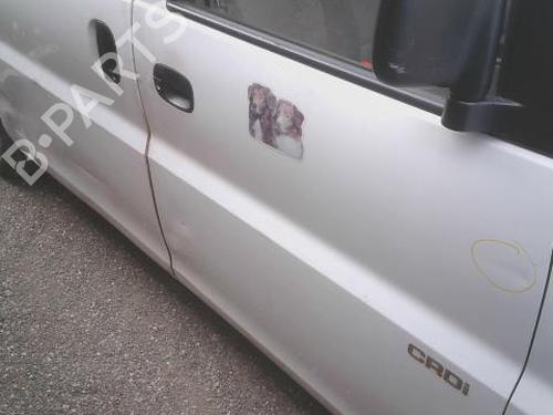 Used Right front door HYUNDAI H-1 / STAREX Bus (A1) 2.5 TCi (101 hp) 29328182