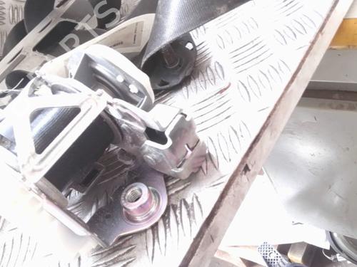Used Front left seatbelt FORD FIESTA VI (CB1, CCN) 1.4 TDCi (68 hp) 22051475