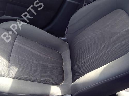 Sæde højre fortil CHEVROLET AVEO Hatchback (T300) 1.4 (101 hp) 26385993