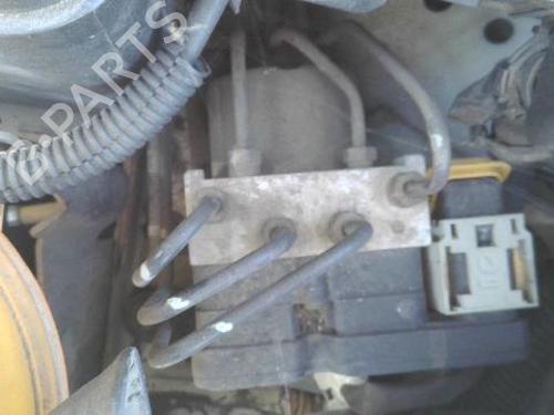 Used ABS pump PEUGEOT 206 Hatchback (2A/C) 1.4 HDi eco 70 (68 hp) 27495408