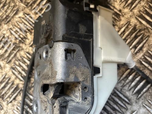 Højre bagtil lås Højre bagtil lås PEUGEOT PARTNER Tepee 1.6 BlueHDi 120 (120 hp) 36098430 36098430