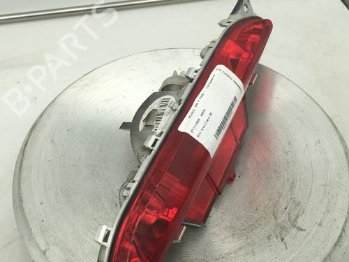 Used Rear fog light Rear fog light PEUGEOT 208 II (UB_, UP_, UW_, UJ_) 1.2 PureTech 100 (101 hp) 30941724 30941724