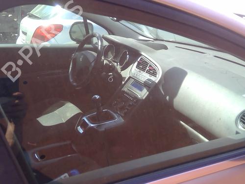 Used Front right door window PEUGEOT 5008 (0U_, 0E_) 2.0 HDi 150 / BlueHDi 150 (150 hp) 26293951