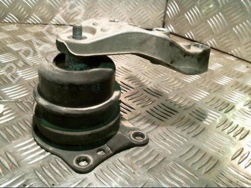 Used Engine mount VW POLO (9N_, 9A_) 1.4 16V (75 hp) 22070745