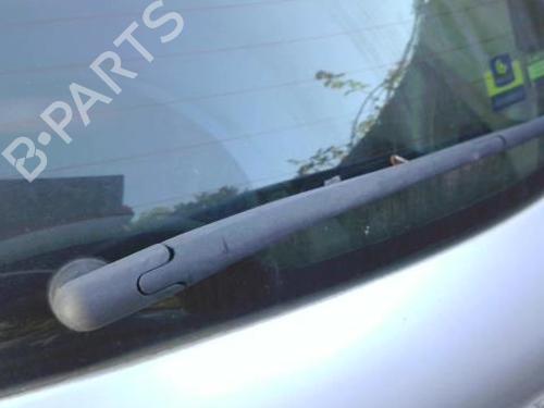 Used Rear windshield wiper arm PEUGEOT 206 Hatchback (2A/C) 1.4 i (75 hp) 27397419