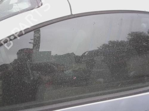 front-left-door-window-peugeot-206-cc-2d-2000-2001-2002-2003-2004-2005-2006-2007-2008-32776978 main image