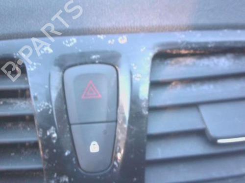 Used Warning switch RENAULT MEGANE III Hatchback (BZ0/1_, B3_) 1.5 dCi (BZ0C) (90 hp) 29147698