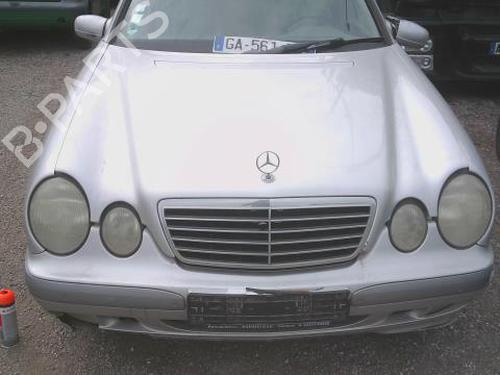 Brugte MERCEDES-BENZ E-CLASS T-Model (S210) E 240 T (210.262) (170 hp) 3998435