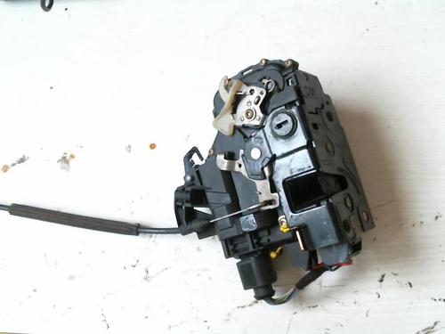 Used Rear right lock VW PASSAT B5.5 (3B3) 1.9 TDI (130 hp) 22044796