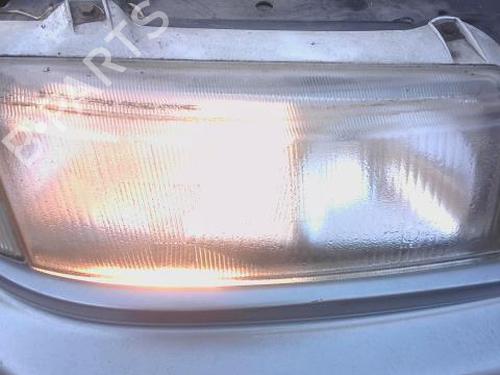 Used Right headlight VW PASSAT B3/B4 Variant (3A5, 35I) 2.0 16V (136 hp) 31018433