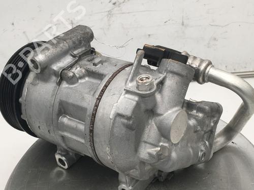 Used AC compressor AC compressor PEUGEOT 2008 II (UD_, US_, UY_, UJ_, UR_, UC_) 1.2 PureTech 130 (USHNS, URHNS) (130 hp) 31802382 31802382