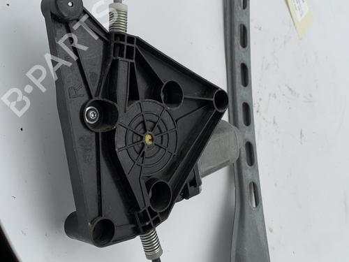 Used Front right window mechanism Front right window mechanism TOYOTA AYGO (_B4_) 1.0 (KGB40) (69 hp) 29760866 29760866