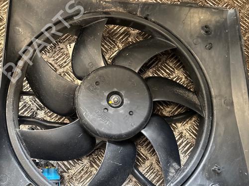 Radiator fan CITROËN C3 III (SX) 1.2 PureTech 82 | BP23801562M35 - Image 2