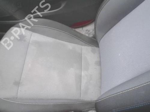 Used Right front seat HYUNDAI i20 II (GB, IB) 1.0 T-GDI (101 hp) 30149383