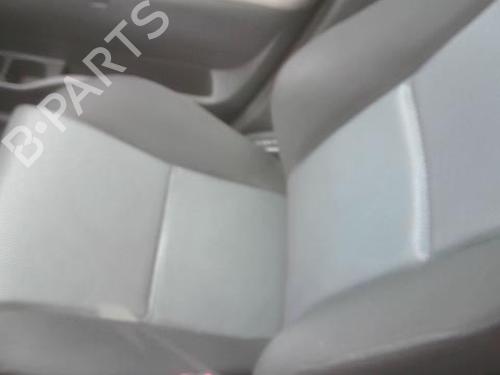 Used Right front seat TOYOTA COROLLA Verso (ZER_, ZZE12_, R1_) 2.0 D-4D (CUR10_, CUR10R) (116 hp) 29845644
