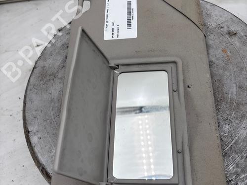 Used Left sun visor Left sun visor 38491312 38491312