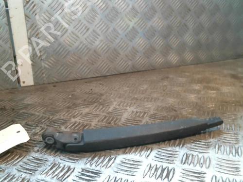Used Rear windshield wiper arm PEUGEOT 3008 I MPV (0U_) 2.0 HDi 150 / BlueHDi 150 (150 hp) 20989091