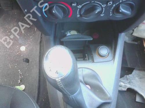 Used Shift knob RENAULT CLIO II (BB_, CB_) 1.5 dCi (B/CB3M) (64 hp) 32525152