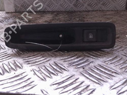 Used Right rear window switch Right rear window switch DACIA SANDERO III 1.0 TCe 90 (91 hp) 24116940 24116940