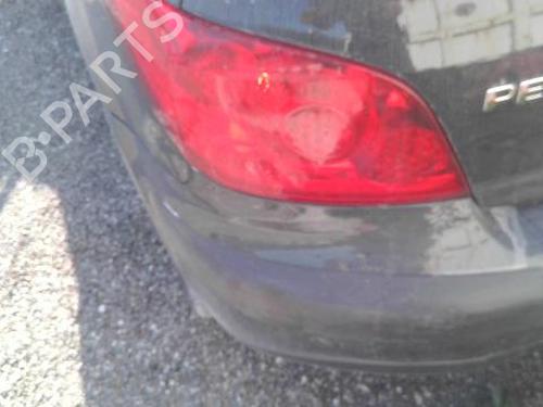 Used Left taillight PEUGEOT 307 (3A/C) 1.4 16V (88 hp) 27172490