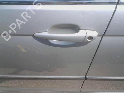 Used Front left exterior door handle BMW 3 (E46) 320 i (170 hp) 28000681