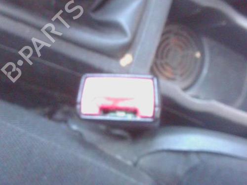 Pretensor delantero izquierdo OPEL CORSA D (S07) 1.2 LPG (L08, L68) (80 hp) 32164128