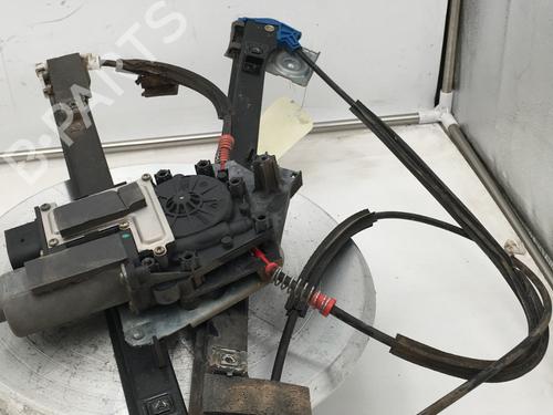 Used Front left window mechanism Front left window mechanism SEAT IBIZA II (6K1) 1.9 TDI (90 hp) 31018464 31018464