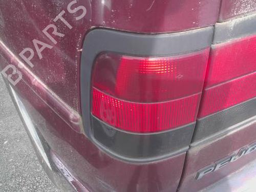 Used Left taillight Left taillight PEUGEOT 806 (221) 2.1 td 12V (109 hp) 35900753 35900753