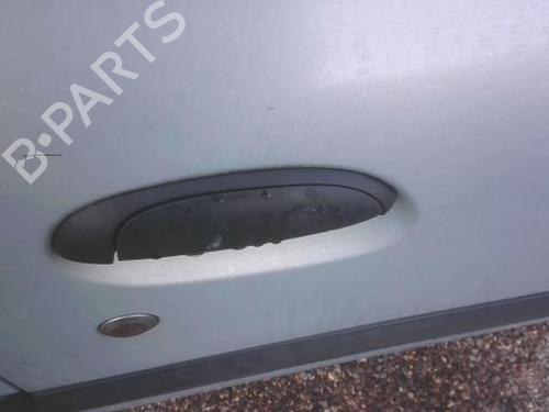 Høyre foran utvendig håndtak RENAULT CLIO II (BB_, CB_) 1.4 16V (B/CB0P, BB13) (98 hp) 29299652