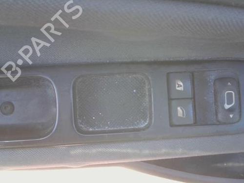 Kombi Kontakt / Stilkkontakt Kombi Kontakt / Stilkkontakt 38680072 38680072