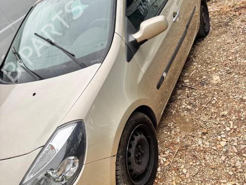 Høyre foran invendig håndtak RENAULT CLIO III (BR0/1, CR0/1) 1.5 dCi (BR17, CR17) | BP29712824I14 