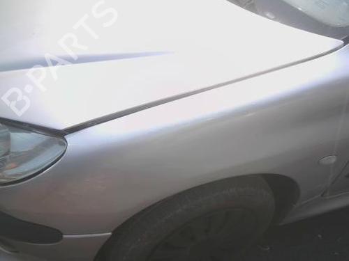 Used Left front fenders Left front fenders 37181295 37181295