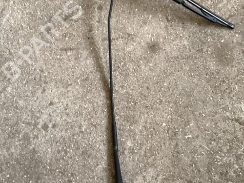 Used Rear windshield wiper arm Rear windshield wiper arm RENAULT SAFRANE I (B54_) 2.0 (B540) (105 hp) 33539111 33539111