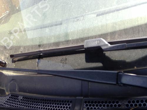 Used Front windshield wiper arm PEUGEOT 208 I (CA_, CC_) 1.6 GTi (200 hp) 26430492