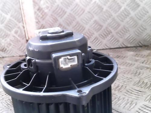 Used Heater blower motor Heater blower motor KIA RIO IV (YB, SC, FB) 1.0 T-GDI 120 Eco-Dynamics+ (120 hp) 20992211 20992211