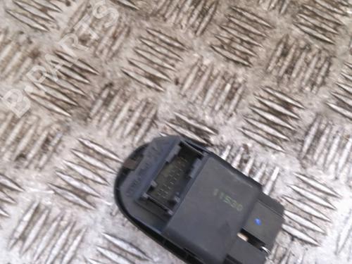 Used Switch Switch PEUGEOT 206 Hatchback (2A/C) 1.4 HDi eco 70 (68 hp) 27698147 27698147