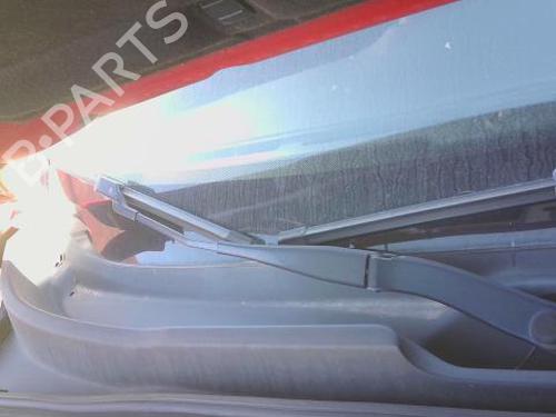 Used Front windshield wiper arm Front windshield wiper arm JEEP RENEGADE SUV (BU, B1, BV) 1.6 CRD (120 hp) 35939094 35939094