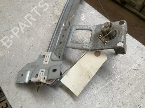 Used Rear right window mechanism Rear right window mechanism DACIA SANDERO 1.4 (BS0C, BS0A, BS0G, BS1F, BS0E) (75 hp) 33118560 33118560