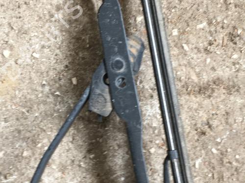 front-windshield-wiper-arm-fiat-doblo-box-bodympv-223_-2000-32471259 main image