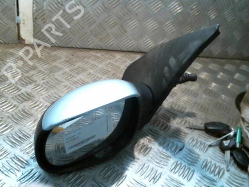 Used Left mirror PEUGEOT 206 Hatchback (2A/C) 1.4 i (75 hp) 20988770