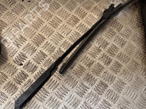 front-windshield-wiper-arm-vw-passat-b55-3b3-2000-2001-2002-2003-2004-2005-38112165 main image