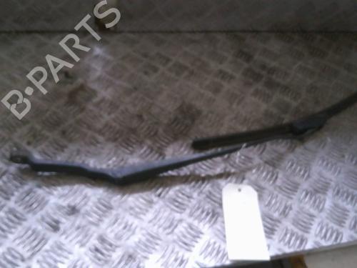 front-windshield-wiper-arm-rover-200-ii-hatchback-rf-1995-1996-1997-1998-1999-2000-23110799 main image